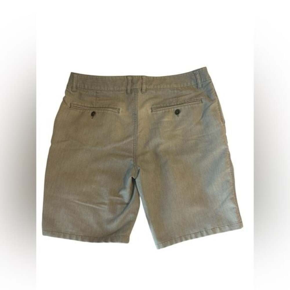 Men’s Light Gray Shorts By Outpost SZ 33 - Picture 2 of 8